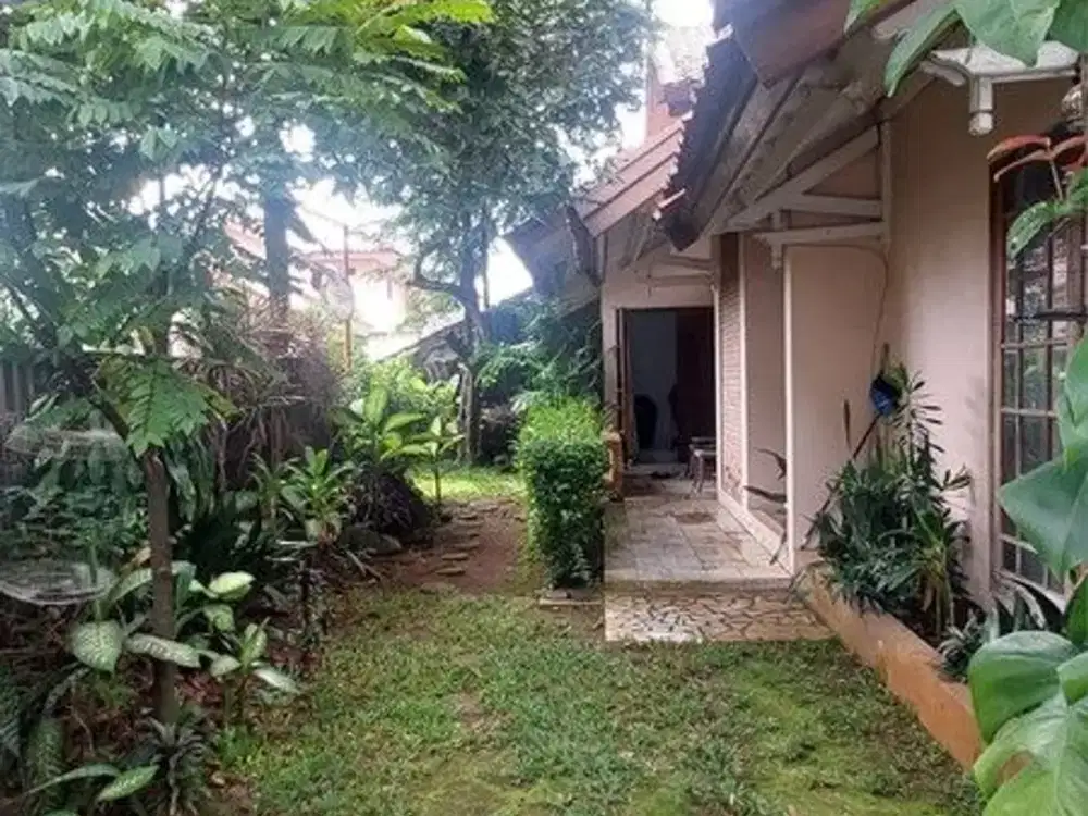 Dijual Rumah 2 Lt. Siap Huni Di Daerah Rempoa, Tangsel