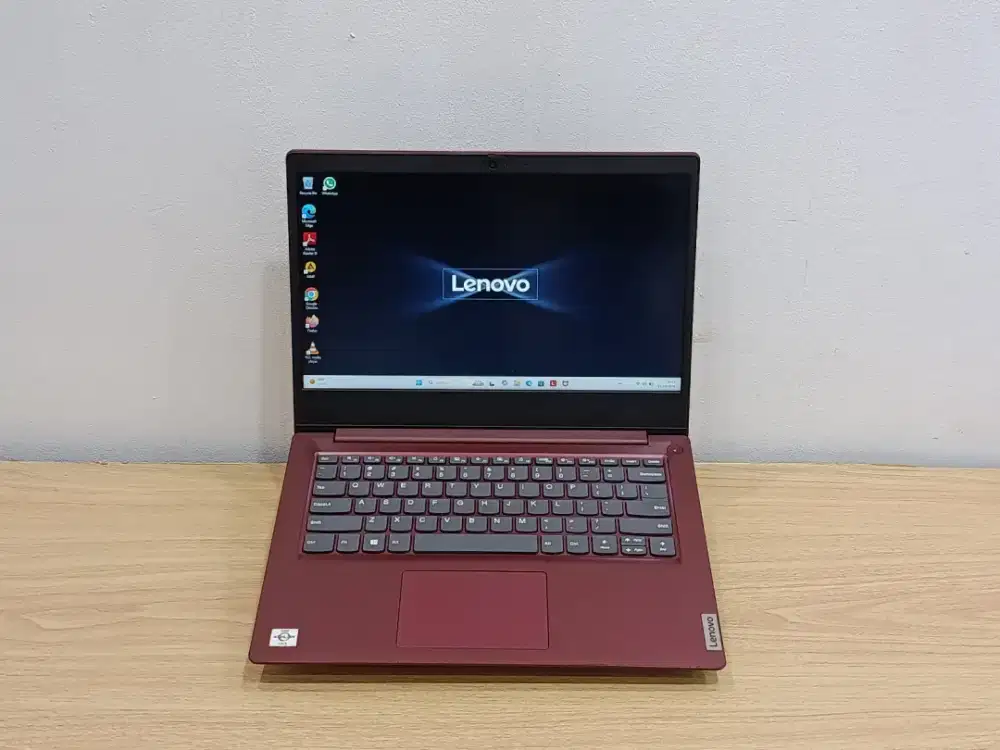 LENOVO ideaped Slim 3 / AMD Athlon Gold 3150U/Ram 4GB /SSD 256GB