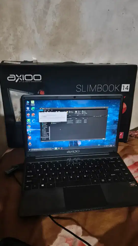 Axioo Slimbook 14 Ryzen 5 8/256 SSD