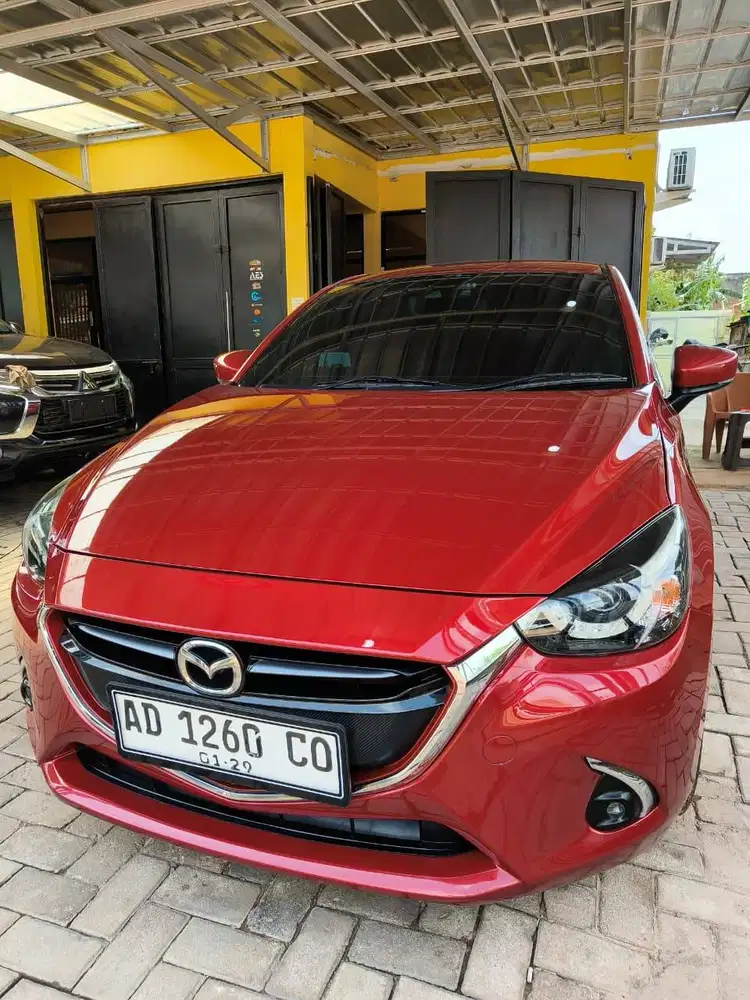 Mazda 2 Tahun 2017 Type GT Skyactive Warna Soulred