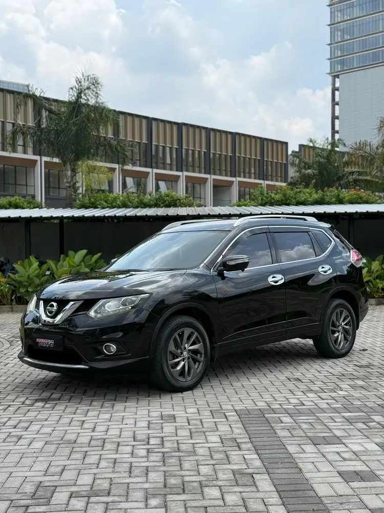Super mulus! Nissan x-trail t32 2.5 2015 hitam xtrail cx-5 gt crv 2.4