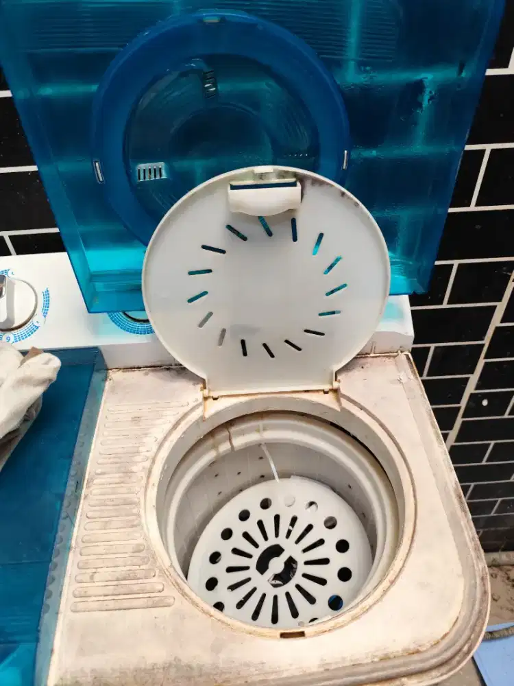 Mesin cuci sanken 2 tabung