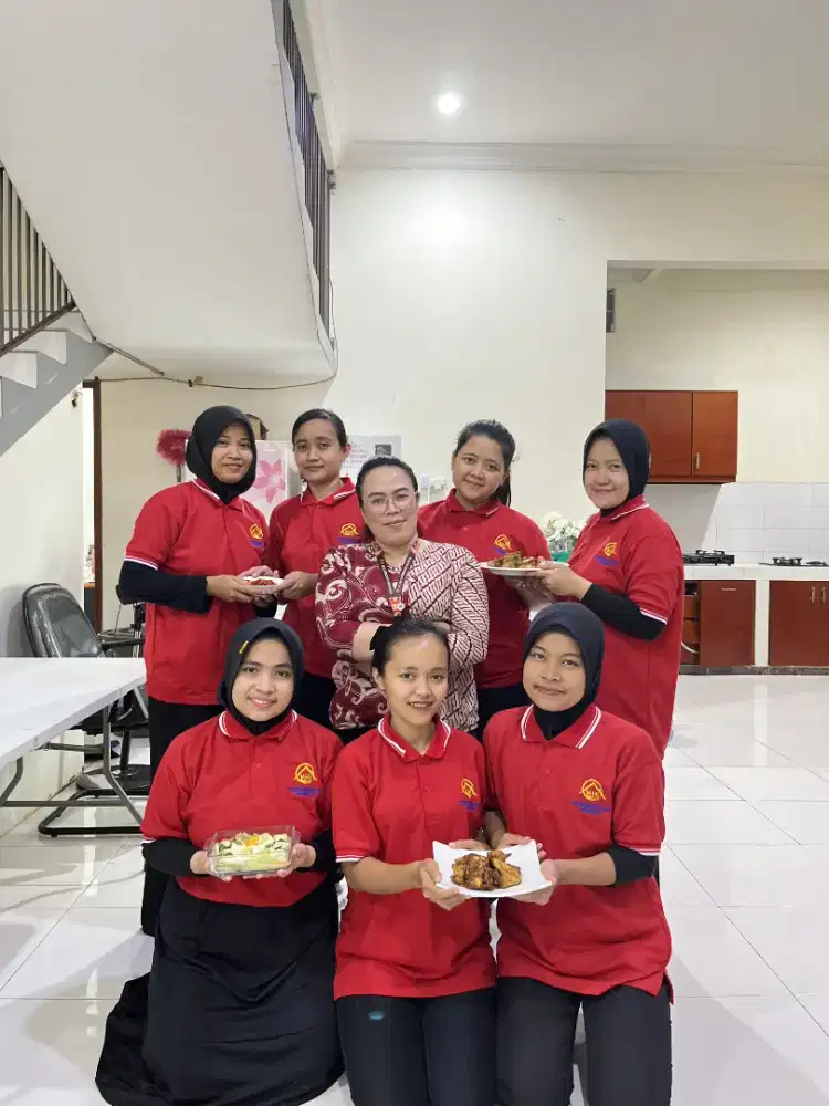 LOKER KHUSUS WANITA.