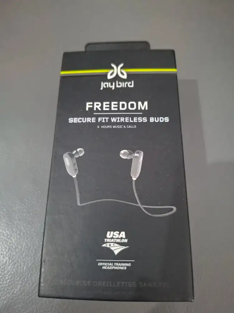 Joybird earbuds
