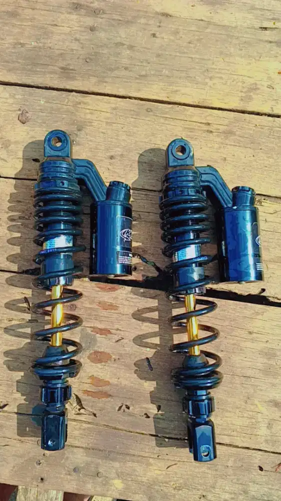 Shockbreaker ktc ukuran 340 mm