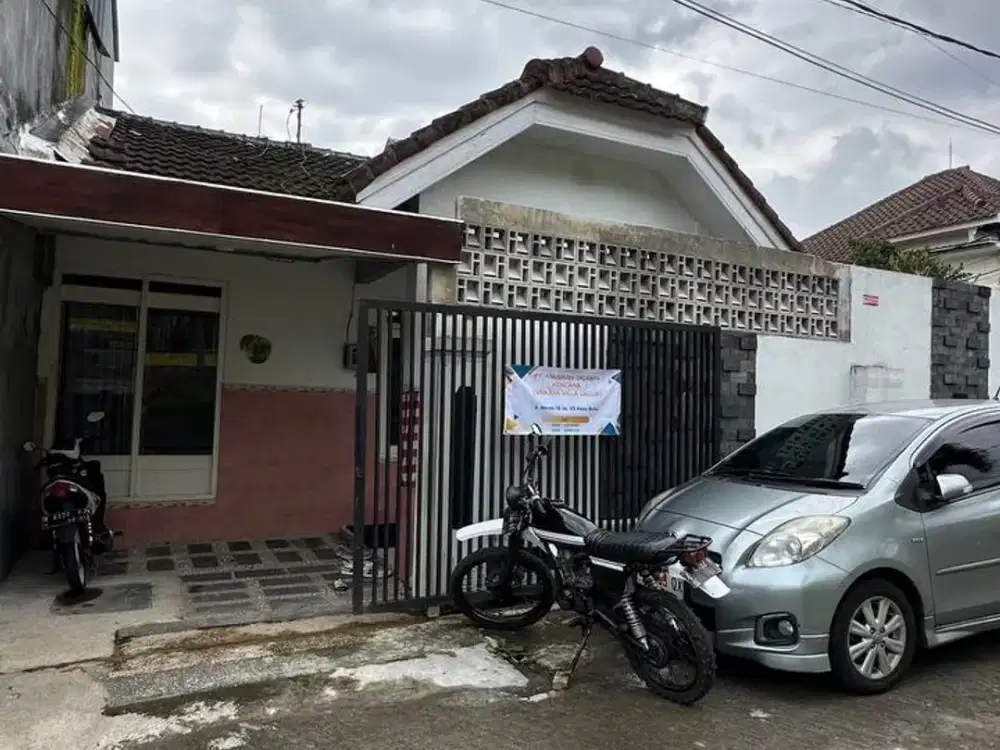 Dijual Rumah Villa Selangkah ke Jatim Park di Batu Malang