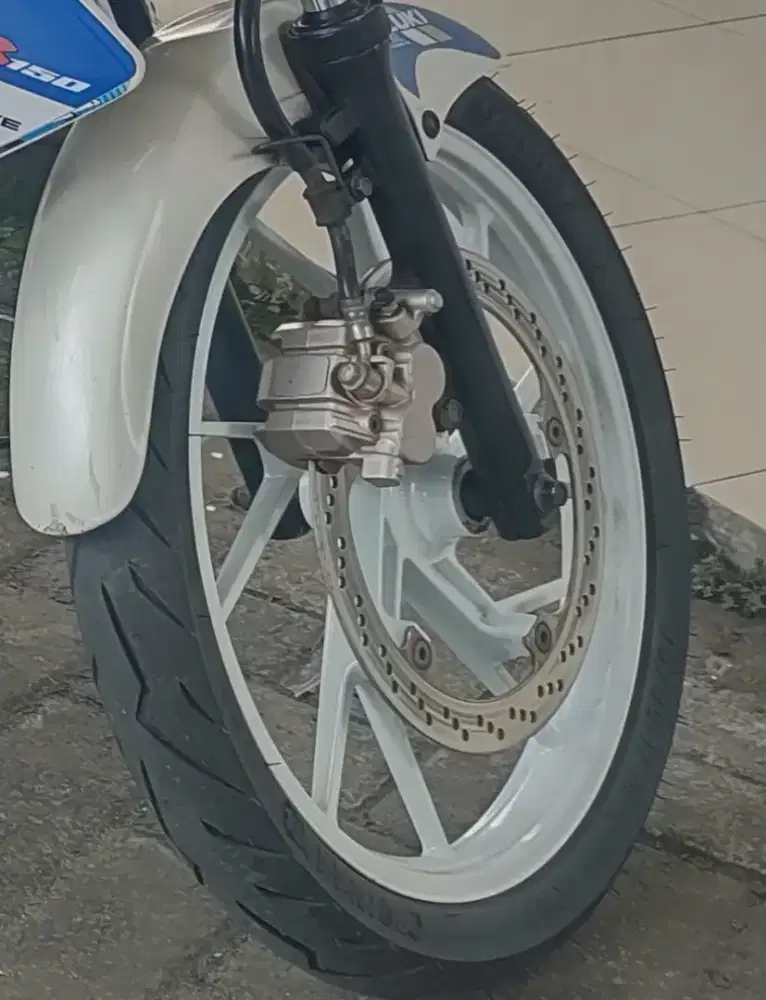 BU jual velg standard original satria Fu Repaint putih bagus, istimewa