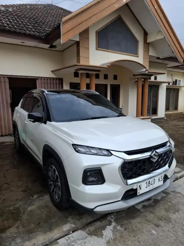 GRAND VITARA TWO TONE HYBRID AT 2024