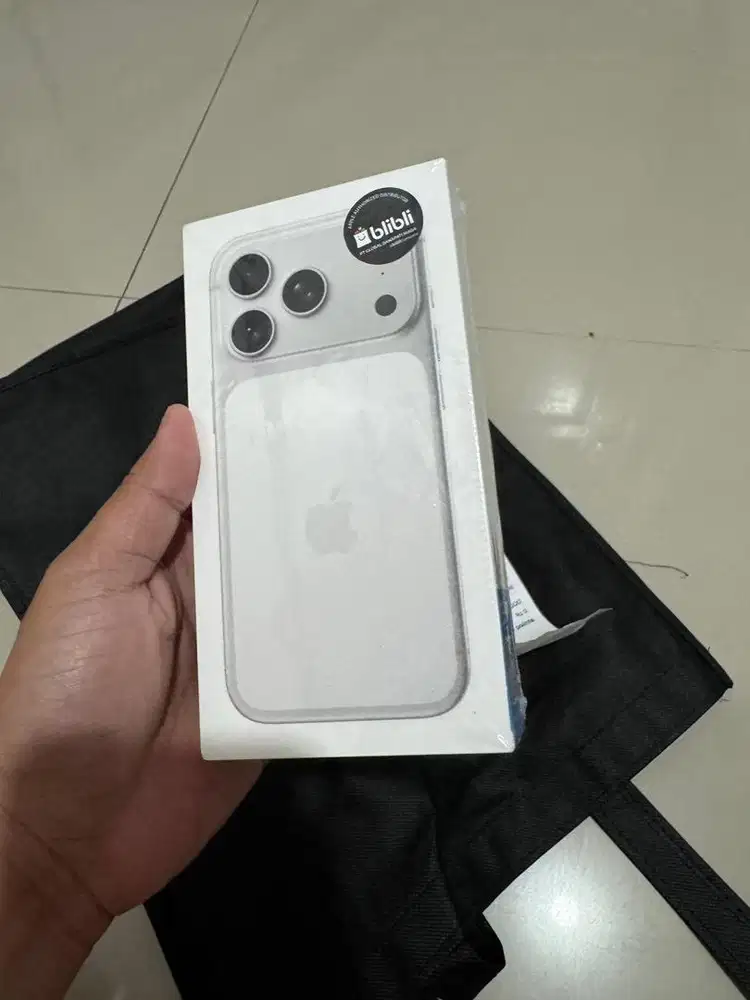 iphone 17 pro 256gb silver