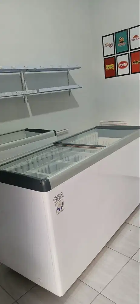 Freezer GEA Sliding Flat Glass SD-516B | baru 6 jt sya jual 4.5jt BU