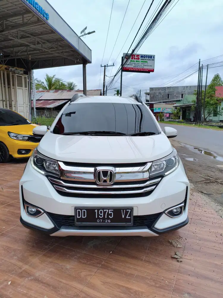 Honda BR-V New Facelift 1.5 2021 MT