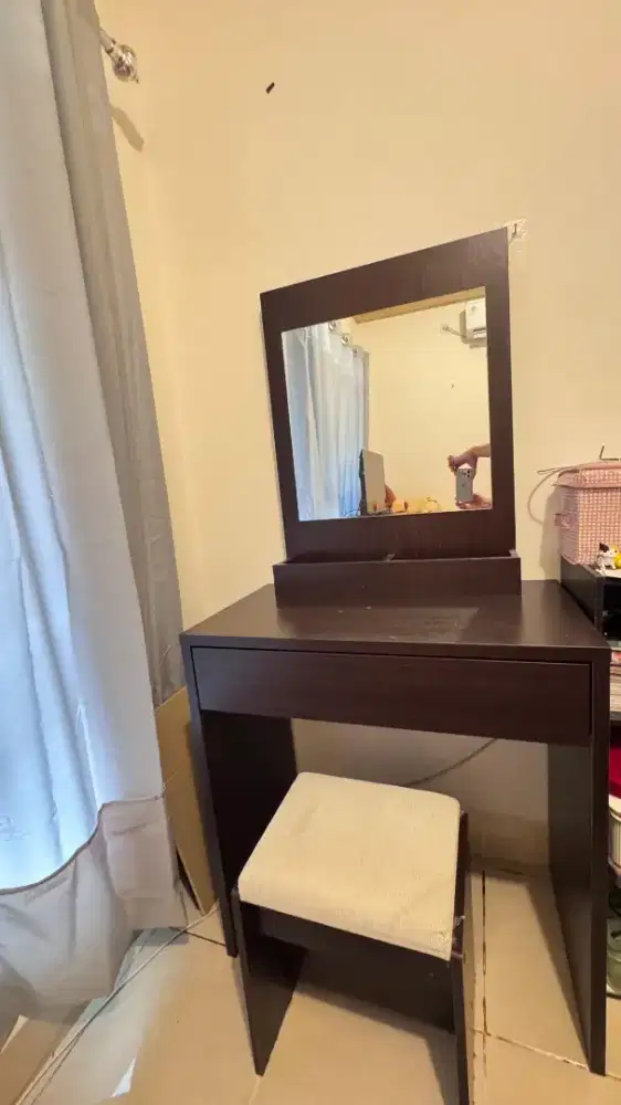 Set Meja Rias + Kursi Informa