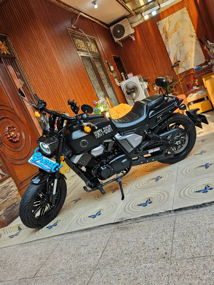 Keeway v250 fi 99,9% SUPER MULUS! BUKTIKAN