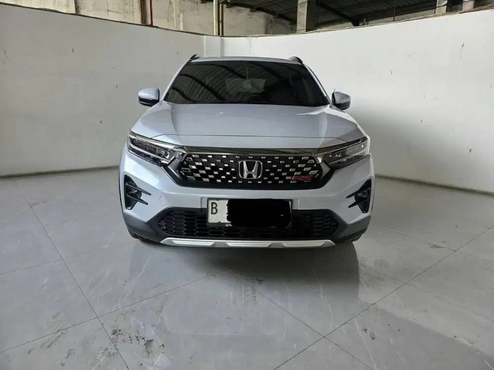 Honda WRV RS AT ( Matic ) 2023 Putih Km 41rban ganjil Mulus siap pakai