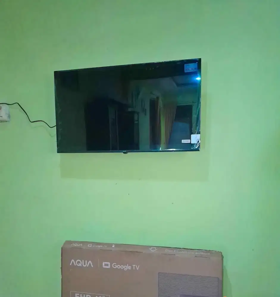 Bracket tv gantungan tv/briket tv/braket tv/breket tv