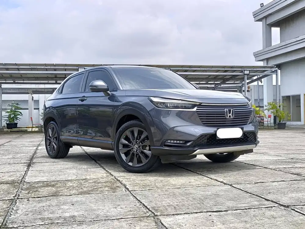 (TDP 30JT) LOW KM 66 RB ! HONDA HRV SE CVT 2022 ABU ! RECORD , TERAWAT