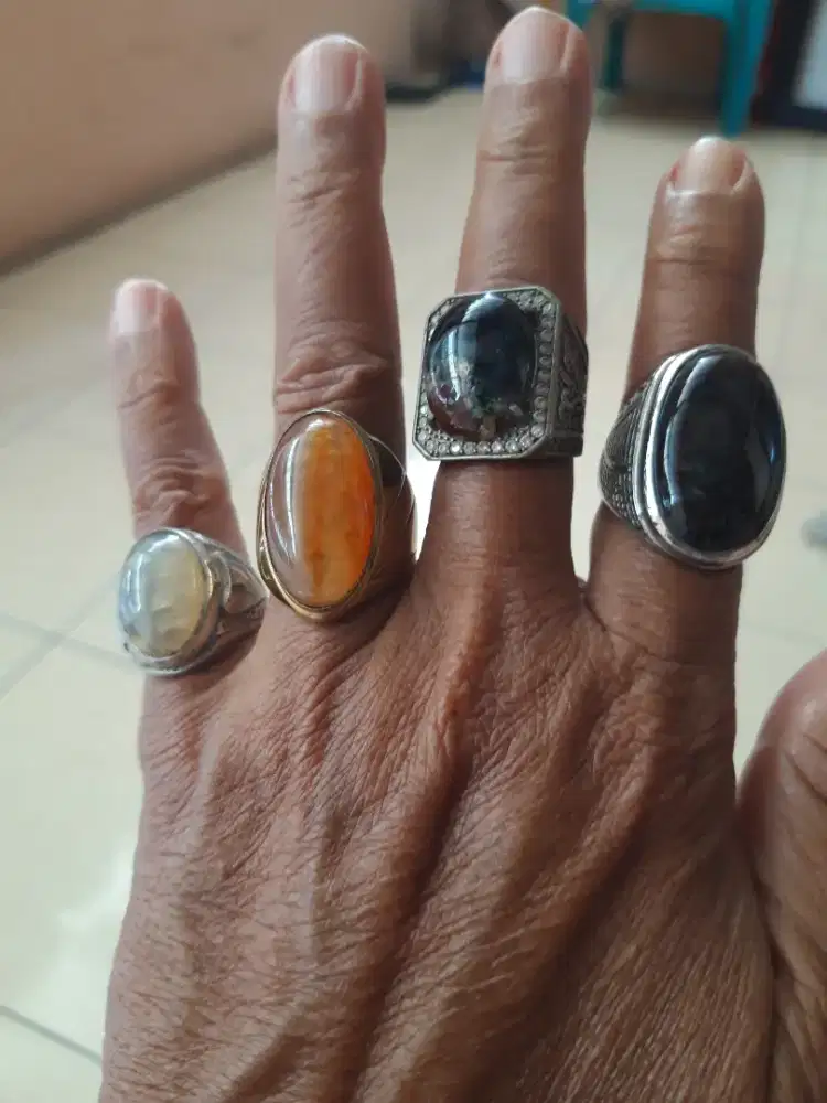 Cincin batu akik