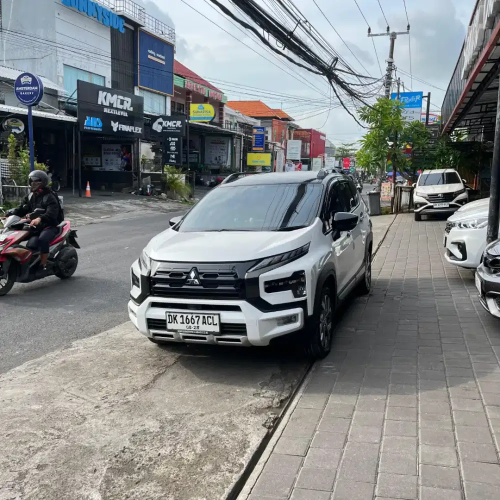 Mitsubishi XPANDER CROSS AT TAHUN 2023