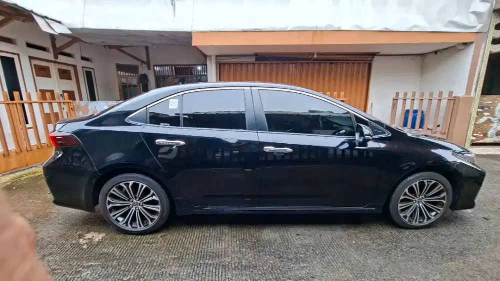 Altis 1.8 v 2023 istimewah mulus kaya mobil baru