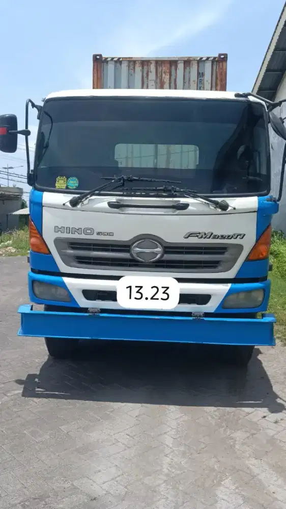 Kepala trailer 2007 istimewa-siap kerja