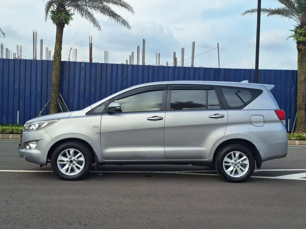 Toyoya Innova G 2.0 Automatic 2018 Bensin Silver Metalik