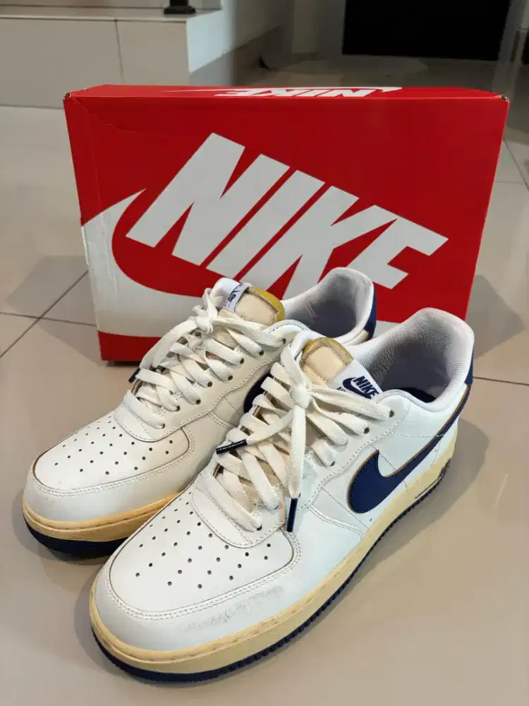 Nike W Air Force 1 07