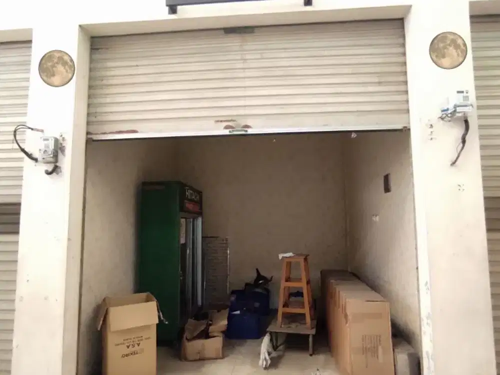 Kios Pasar Siap Huni di Pasar Modern, Harapan Indah, Bekasi