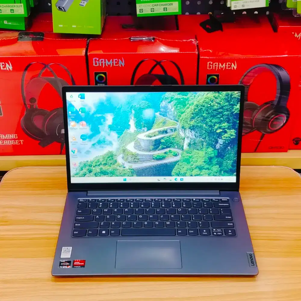 Promo Lenovo V14 G4 Ryzen 3-7320U Ram 8GB SSD 256GB Slim Istimewa