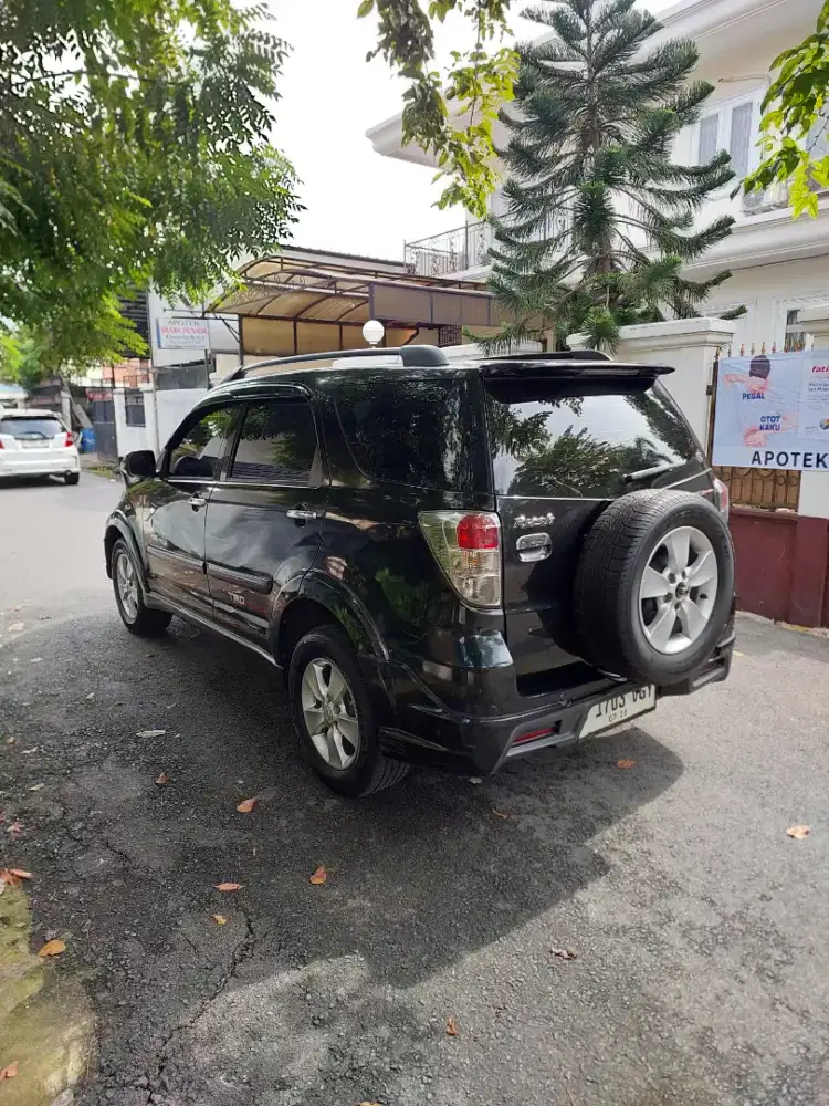 Toyota rush s trd metic tahun 2014 istimewa