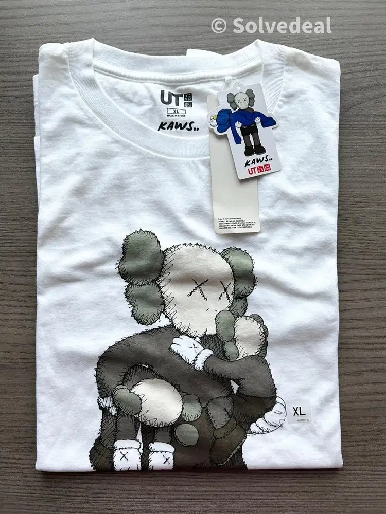 Uniqlo Kaws Clean Slate Tee — Original Baru Size XL