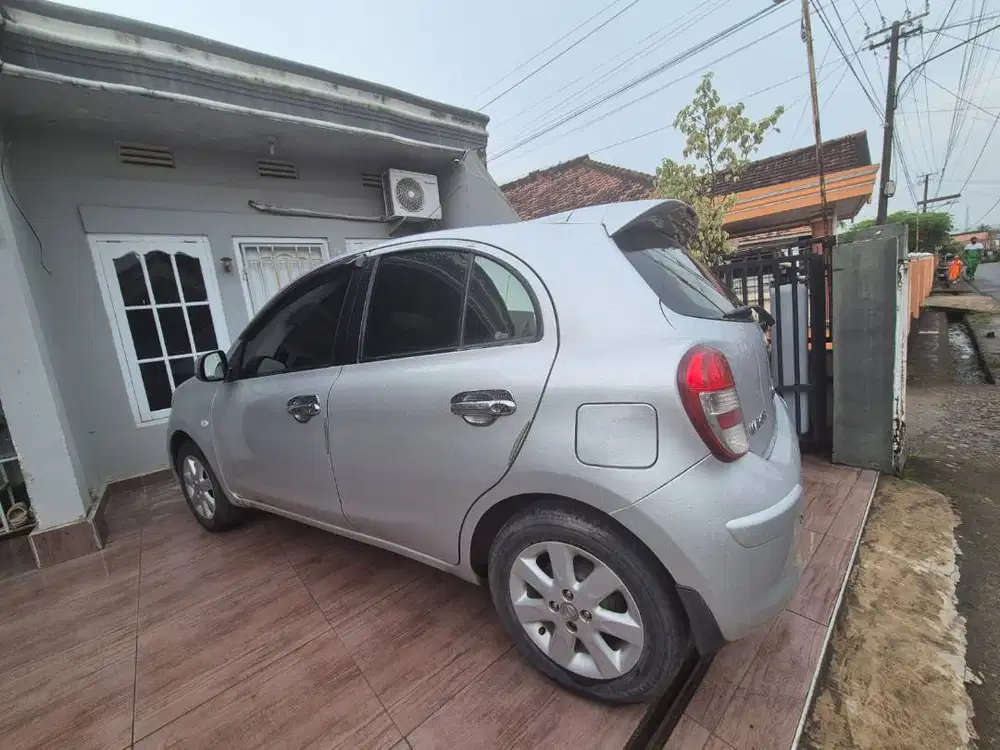 Jual Cepat March 2011