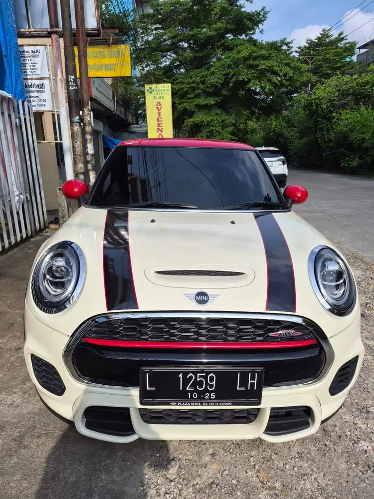 MINI COOPER JCW 2019 PUTIH GADING