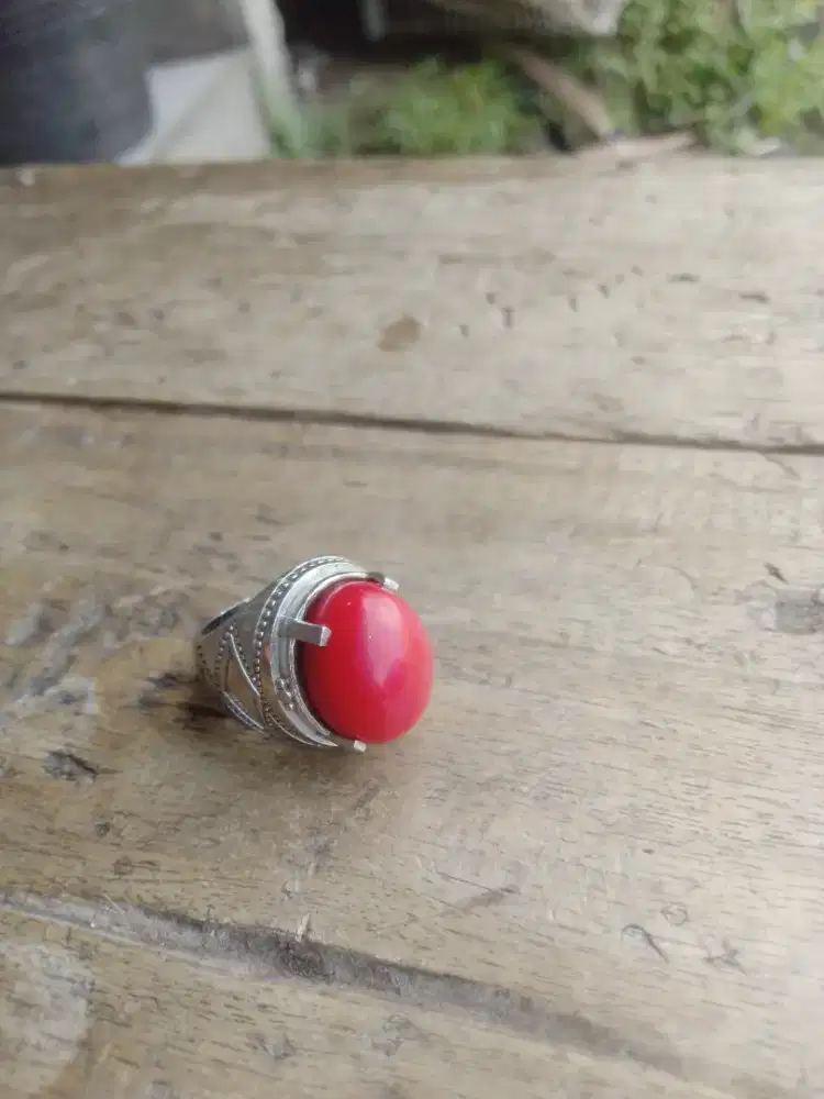 BATU AKIK MERAH MENYALA