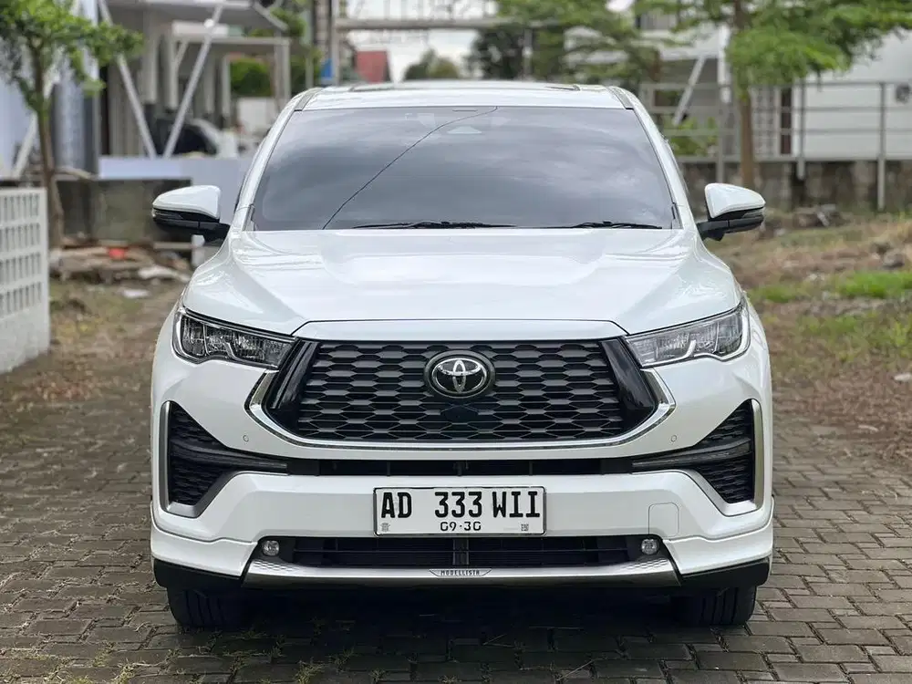 Innova zenix 2.0 Q Hybrid modelista 2025 matic