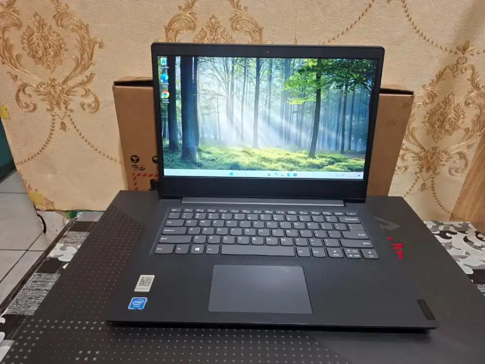 Laptop Lenovo Ideapad Slim 3  - MULUS