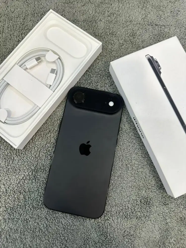 iPhone 17 Air 256GB Black Garansi iBox 18/02/27 BH 100%