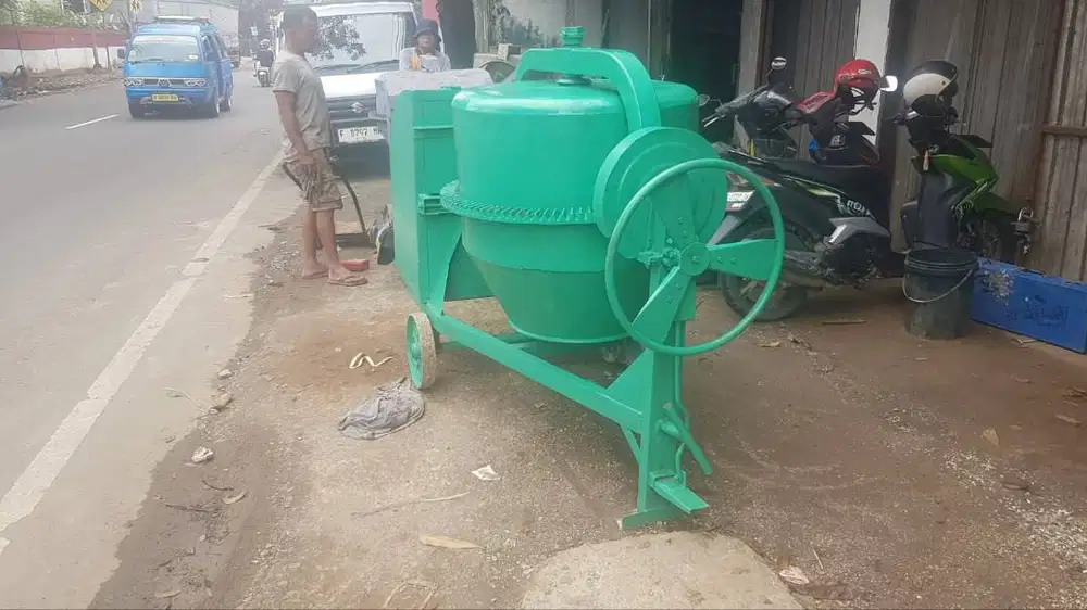 Mesin Mixer Cor Beton Stahleisen Gentong 500liter Kondisi Siap Kerja