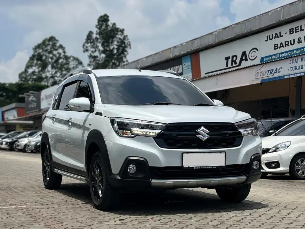 SUZUKI XL7 BETA HYBRID 1.5 AT 2025 LIKE NEW !!