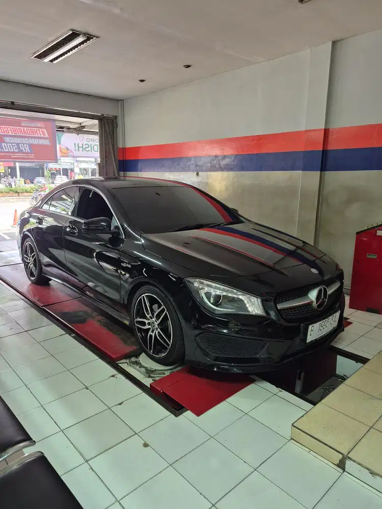 Mercedes-Benz CLA200 2014 Bensin