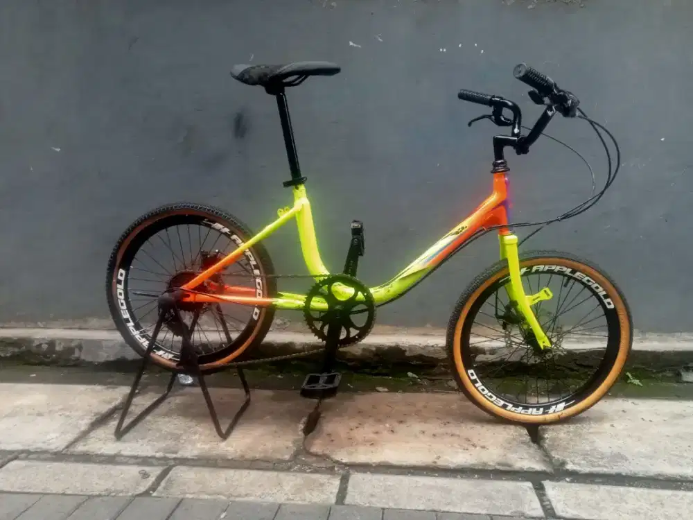 Sepeda mini trex japan