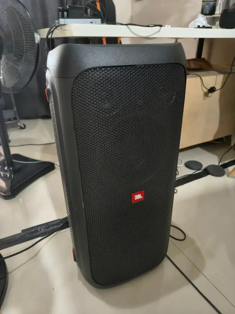 JBL Party Box 310 Plus Microphone Nakamichi