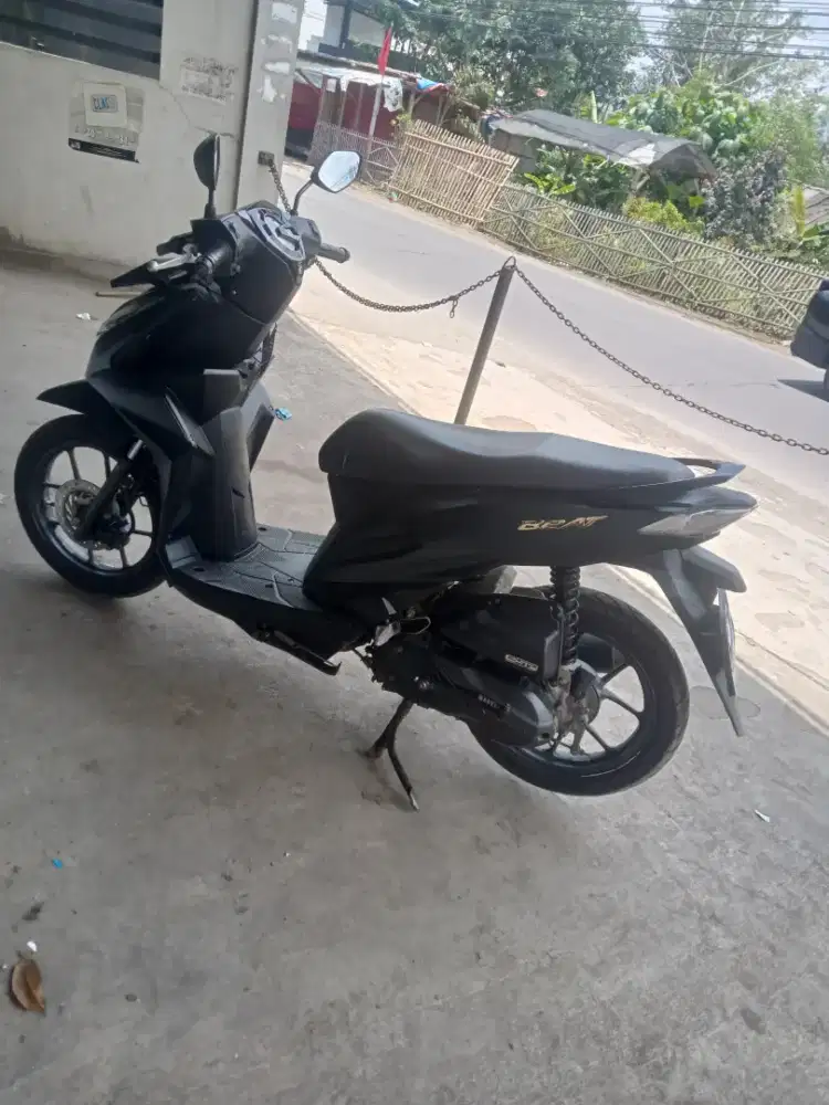 Beat deluxe seri tertinggi iss idling stop plat bandung