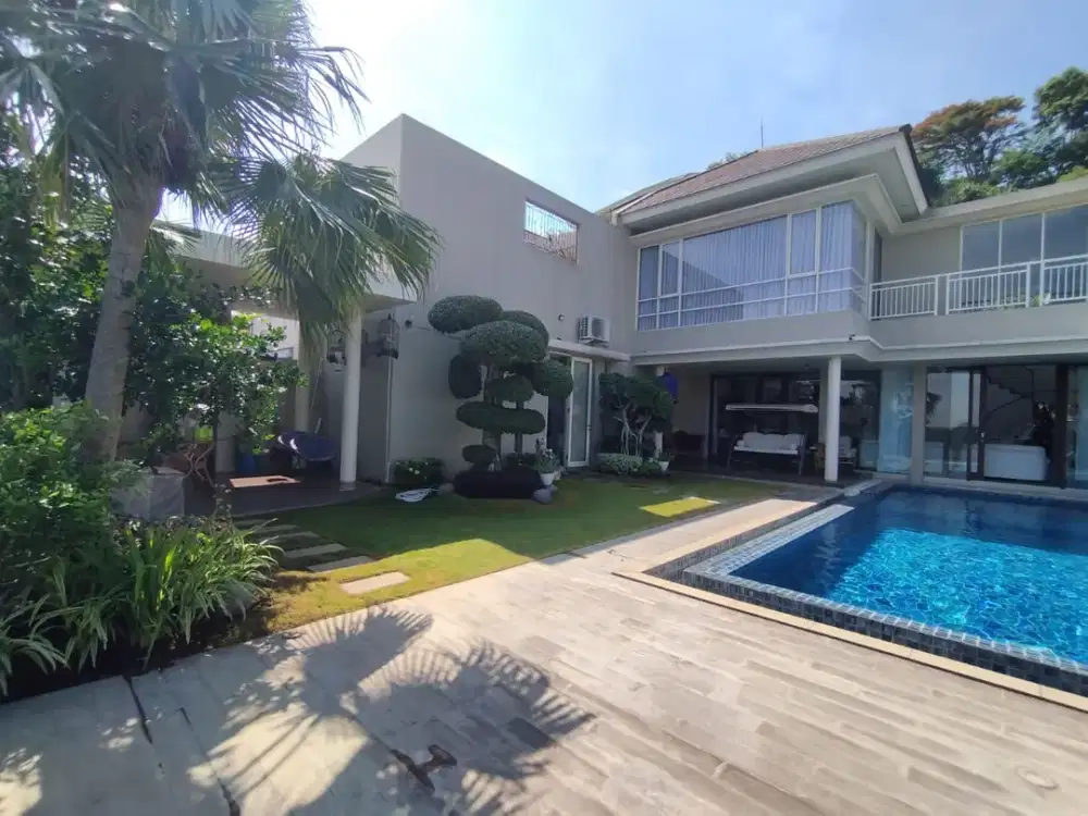 Rumah Modern dengan Kolam Renang. Siap Huni Citrasun Garden Semarang - 11255