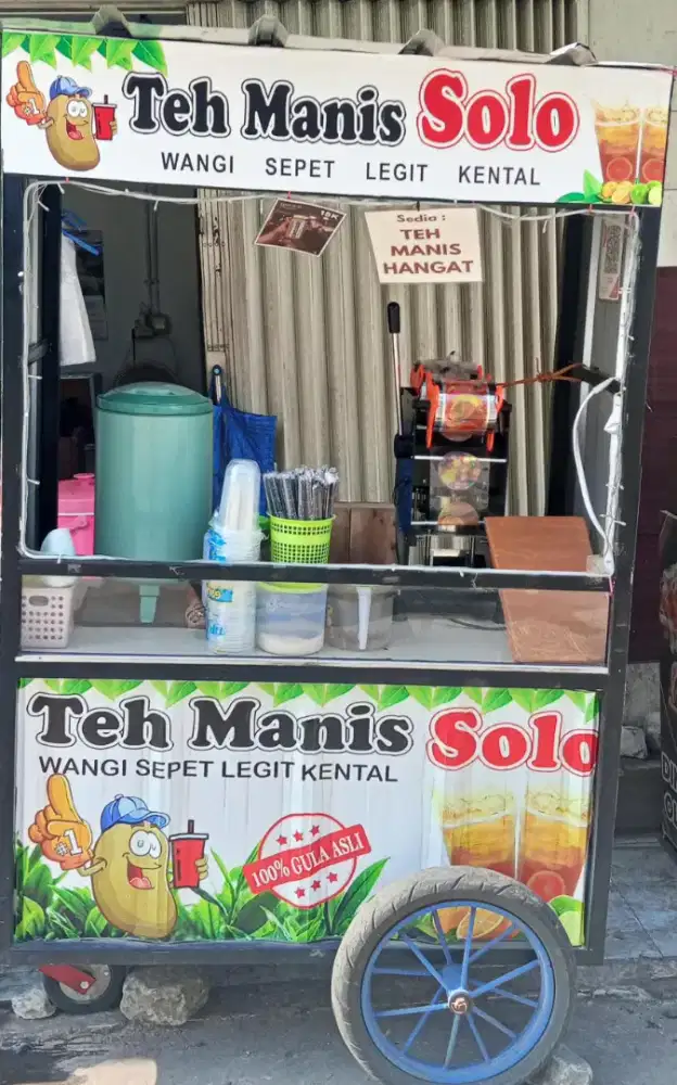 LOWONGAN KARYAWATI UNTUK JAGA STAND TEH