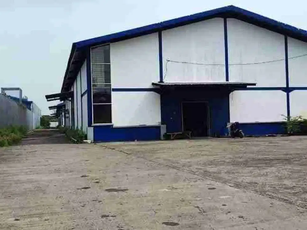 JUAL GUDANG KRIAN SIDOARJO LUAS 7000 BAGUS SIAP PAKAI AKSES KONTAINER 40FT BISA PARKIR MASUK