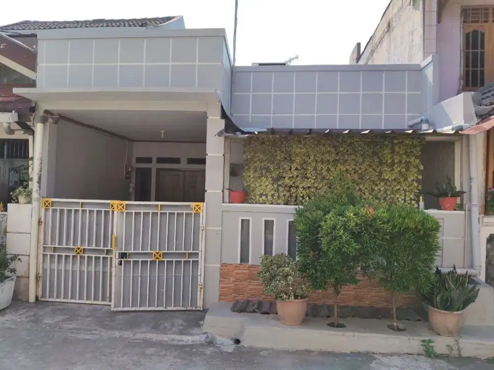 Rumah Minimalis 15 Mnt ke Terminal dan Stasiun Bekasi Bisa KPR J-44247