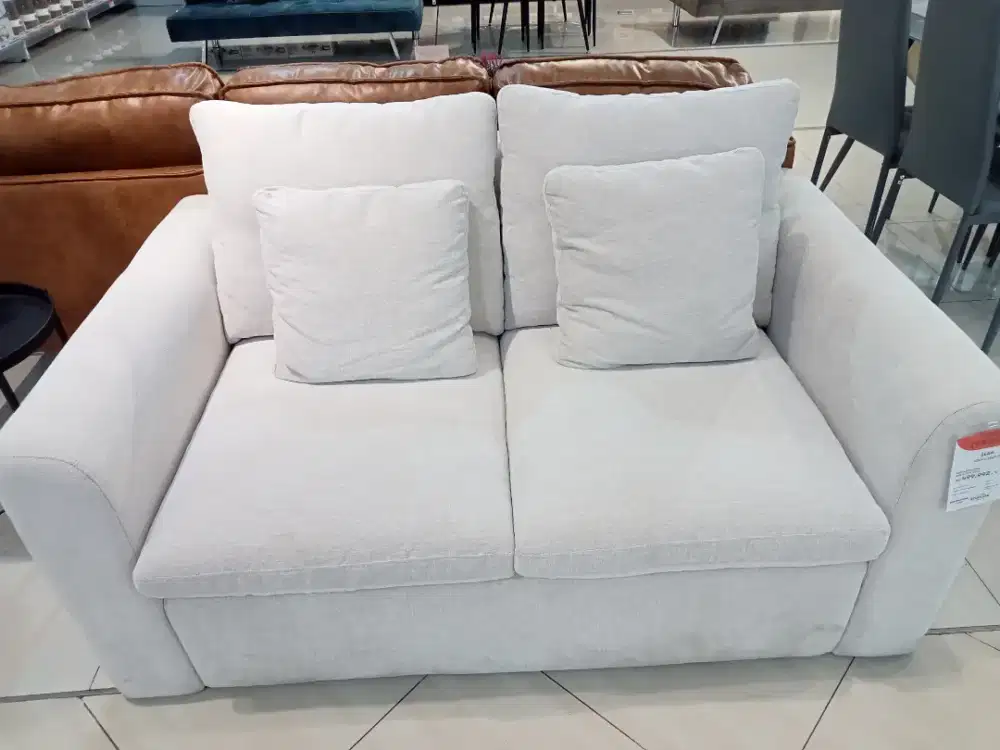 Kredit Sofa Sean 2 Seater Butter Cream Scandia