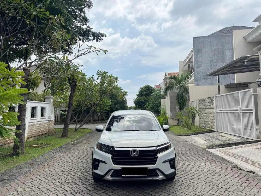 Honda BRV 1.5 E Prestige Matic 2023 PMK 2024 Putih All New Plat H