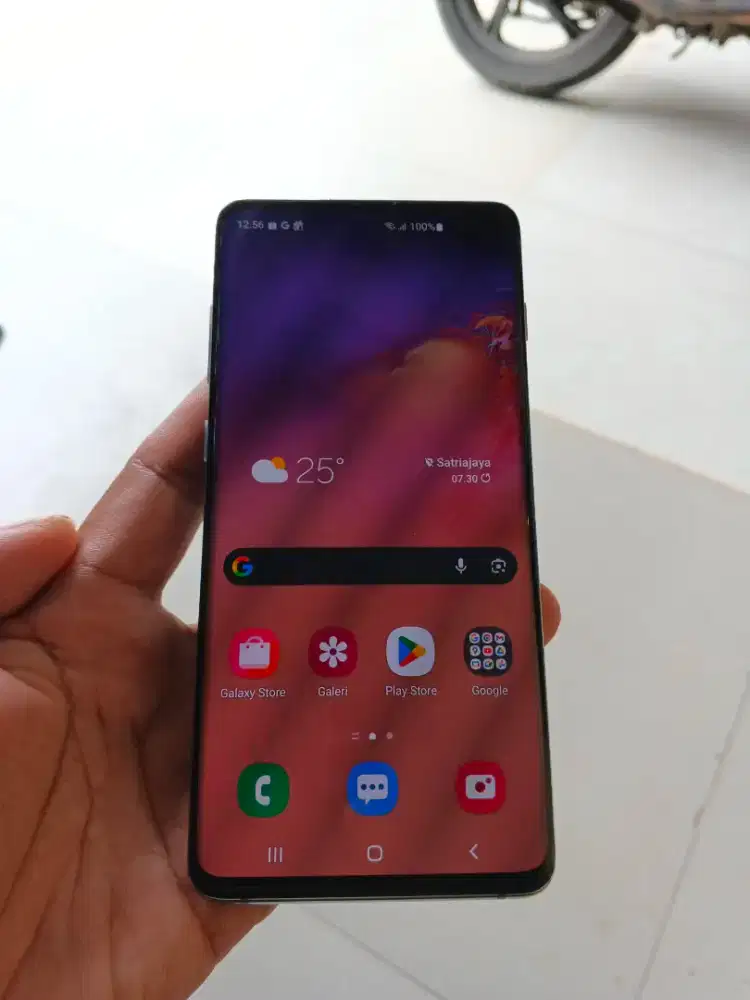 Samsung S10+ 8/128gb no shadow