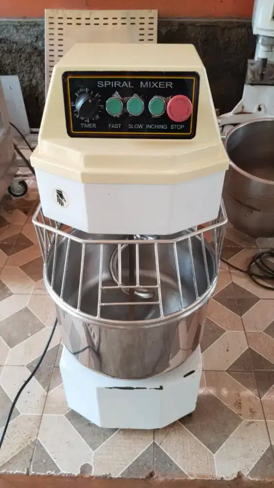 DI JUAL MIXER SPIRAL 20 L ( 8 Kg )